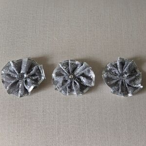 COPY - SET OF 3 - GRAY/SILVER RIBBON FLOWERS CHRISTMAS DECOR